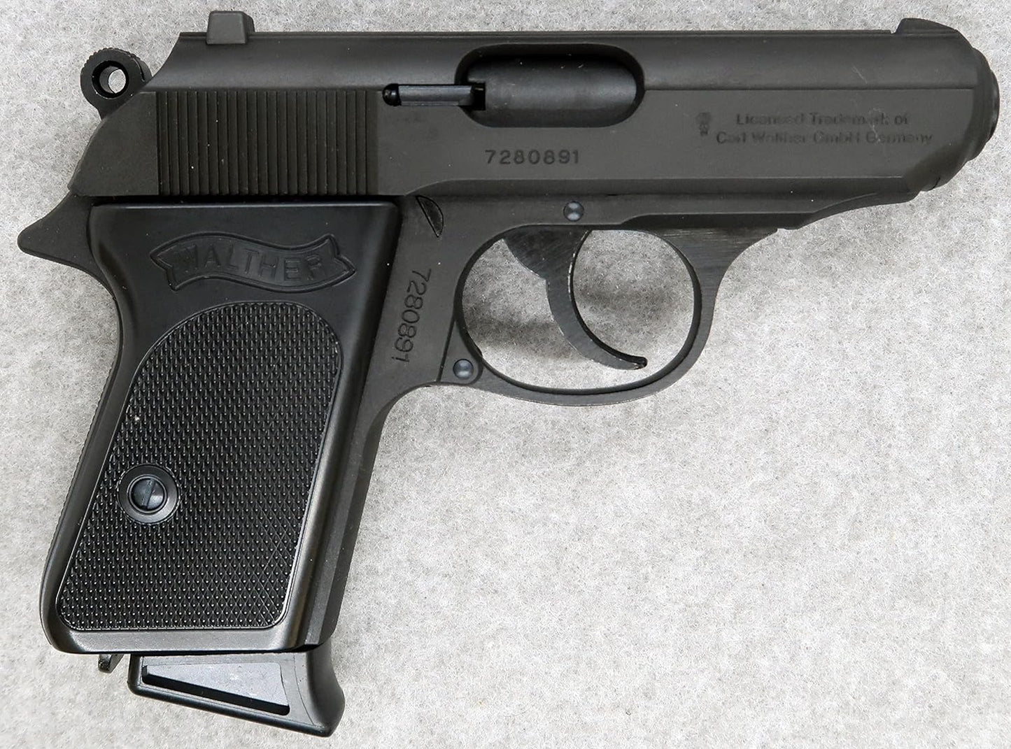 Marushin Walther PPK Black Heavy Weight Model Gun - Completed Firing Type 092210